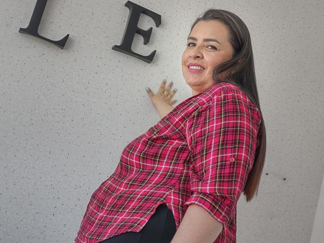 SofiaAnders - Live porn &amp; sex cam - 17242018