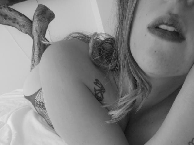 BelaMisku - Live porn &amp; sex cam - 17242330