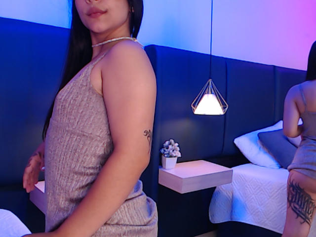 IAmThaily - פורנו בשידור חי ומצלמת סקס - 17248102