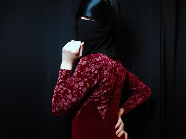 NoraArabic - פורנו בשידור חי ומצלמת סקס - 17248458