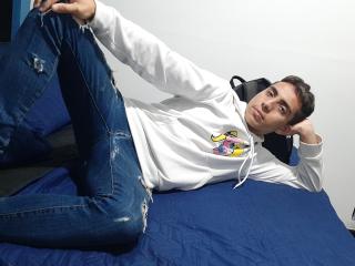 LatiinGuy69 - сексуальная веб-камера в реальном времени - 17256794