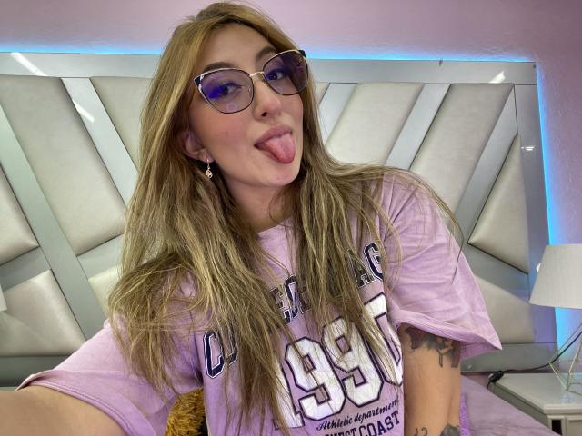 SabrinaMontana - Live sexe cam - 17257074