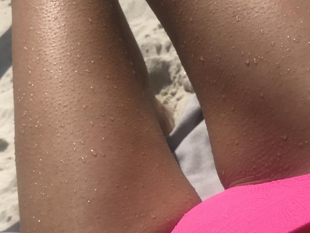 Julaiya - Live porno og sexkamera - 17258066