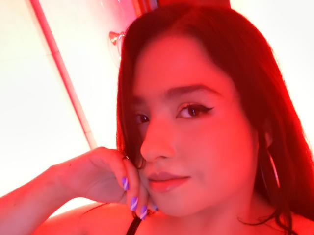 EmilyScoott - Live porno og sexkamera - 17265962