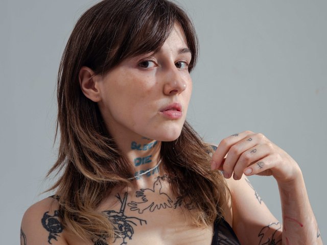 MaisyGilbert - Sexe cam en vivo - 17266898