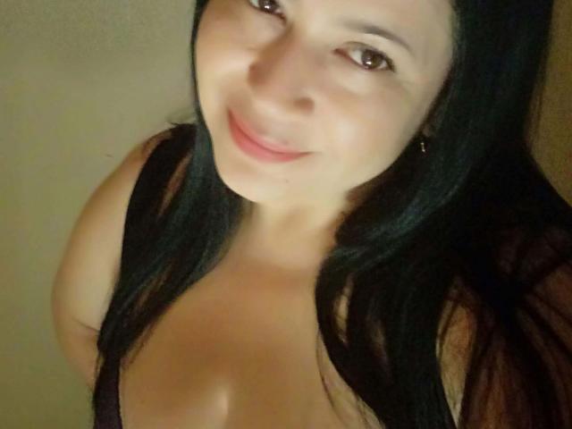KarlaTomm - Live sexe cam - 17285610