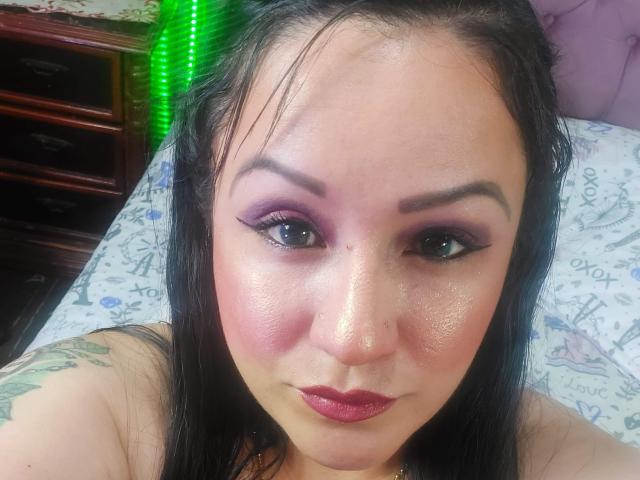 LucianaDiiaz69 - Live sex cam - 17291770