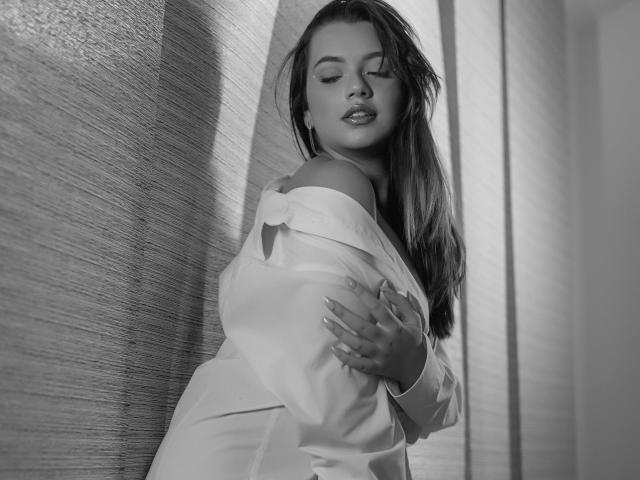 KatherineSummer - Live porn &amp; sex cam - 17298806