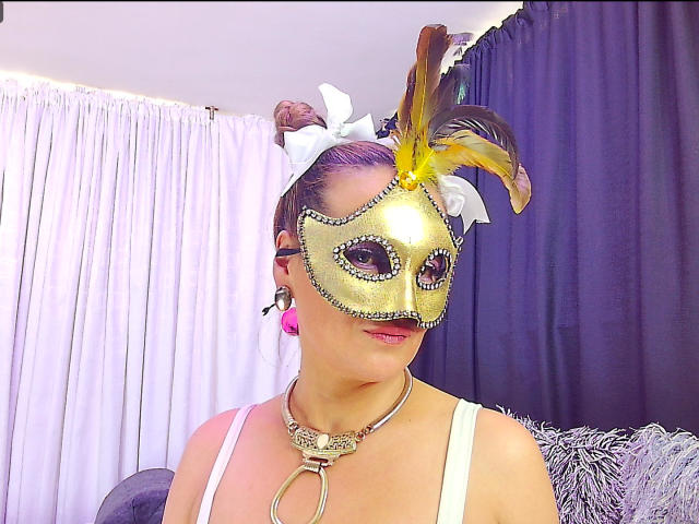 Maghenta - Élő pornó és szexkamera - 17308754