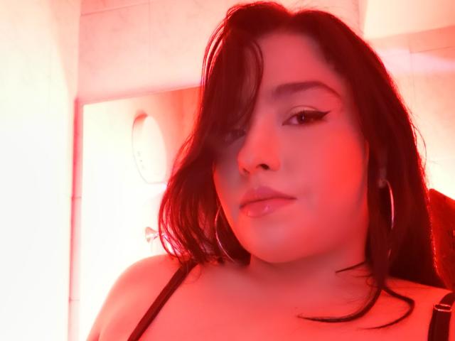 EmilyScoott - Sexe cam en vivo - 17311774