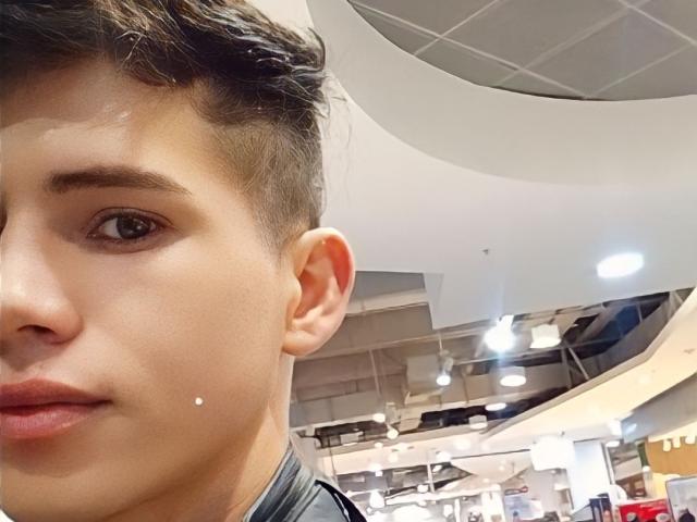 TaysonManuel - Live Sex Cam - 17312382