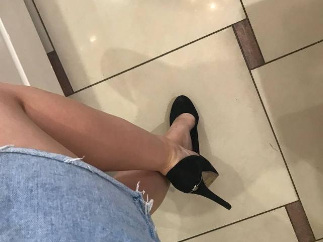 Fellinia - Live porn &amp; sex cam - 17312922