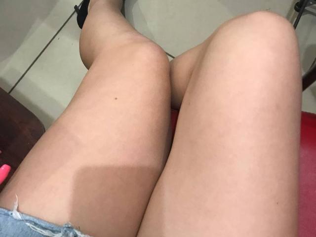 Fellinia - Live porn &amp; sex cam - 17313270