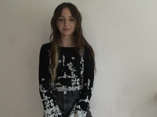 KeriodzeMallini - Sexe cam en vivo - 17327002