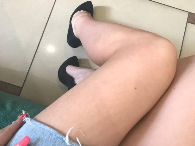 Fellinia - Live porn &amp; sex cam - 17329254