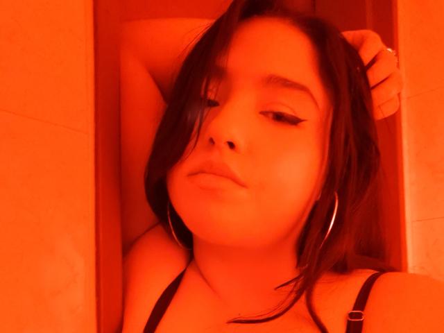 EmilyScoott - Live sex cam - 17329954