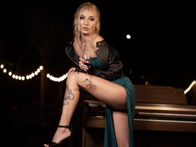 KimberlySmith - Live porn &amp; sex cam - 17335062