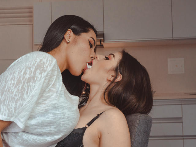 PaolaYKatty - Live porn &amp; sex cam - 17336942