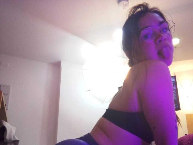 CarrieFisher - Élő pornó és szexkamera - 17341174