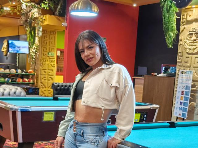 AnnKurts - сексуальная веб-камера в реальном времени - 17348798