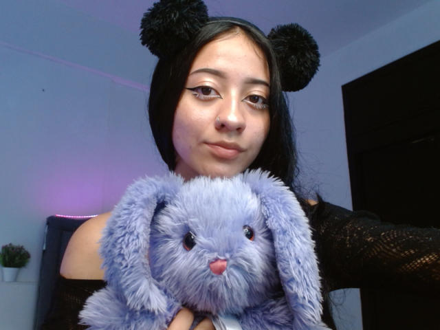 ValerieHang - Live porn &amp; sex cam - 17350050