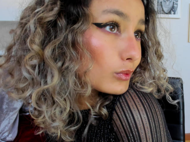 FloraSaenz - Live sexe cam - 17357398