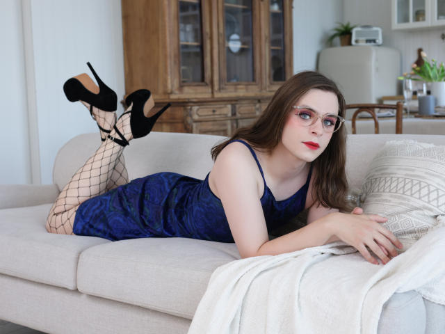 SimonaLewise - Live Sex Cam - 17359630