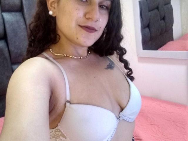 AmbertFerria - Sexe cam en vivo - 17367746