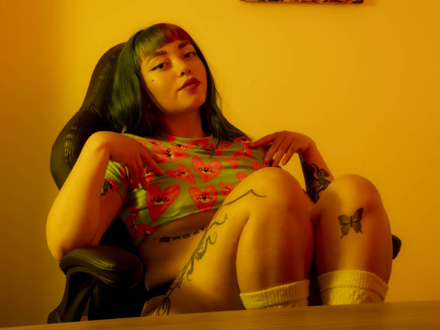 GillyBecker - Élő pornó és szexkamera - 17371574