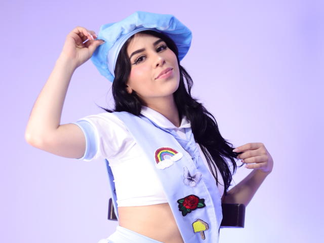 KeriAnn - פורנו בשידור חי ומצלמת סקס - 17371846