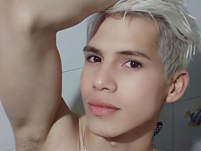 TaysonManuel - Sexe cam en vivo - 17372450
