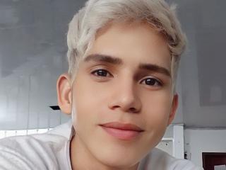 TaysonManuel - Live sex cam - 17372526