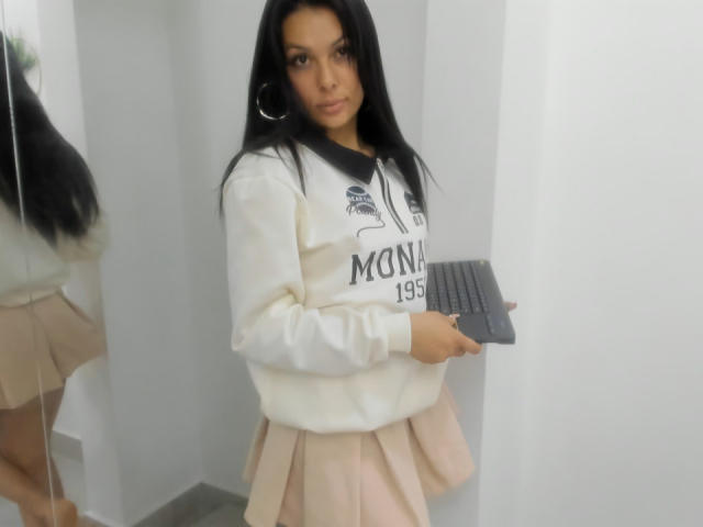 JinJoness - Live sexe cam - 17380594