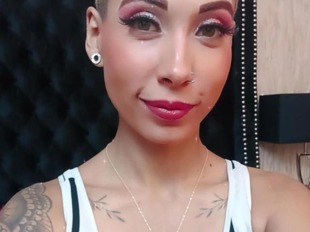 GabyCollins - Sexe cam en vivo - 17388434