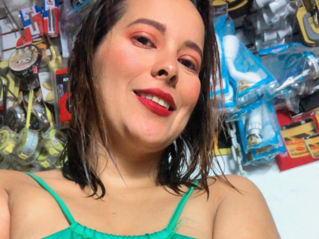 SaritaVelez - Porno na żywo i seks kamera - 17389646