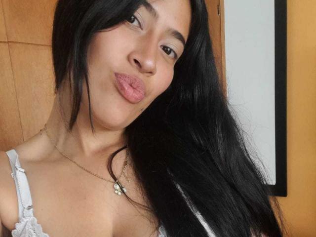 JoselynGias - Sexe cam en vivo - 17393034