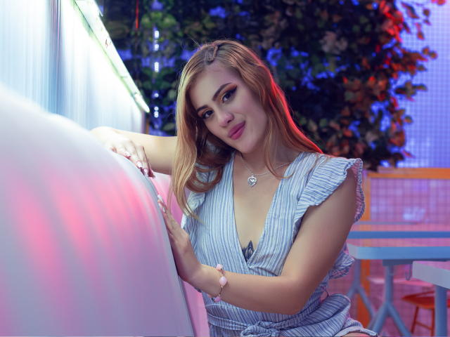 AdelaLaurent - Camera khiêu dâm &amp; quyến rũ trực tiếp - 17410714