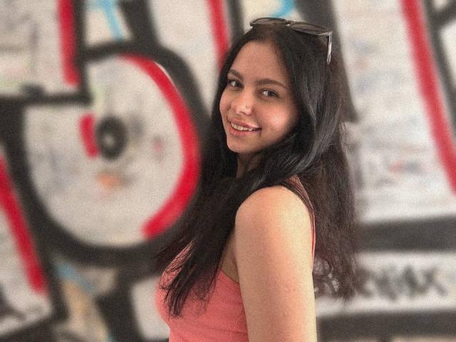 Serkania - Live sex cam - 17412482