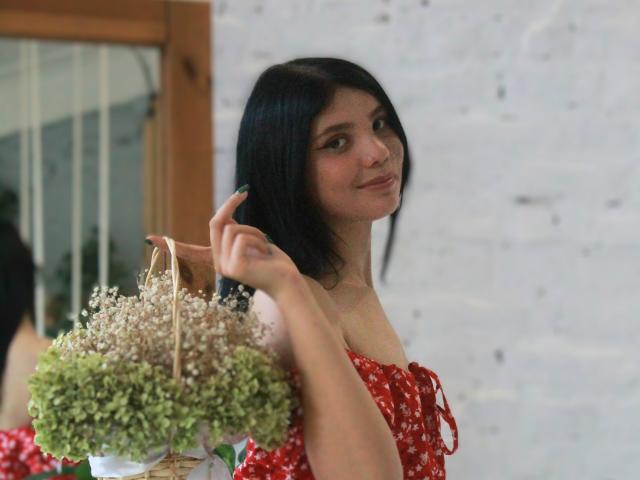 ElizavetaCino - Live porn &amp; sex cam - 17412682