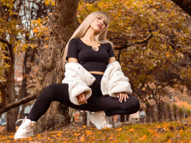 TessaMoretti - Live porn &amp; sex cam - 17423138