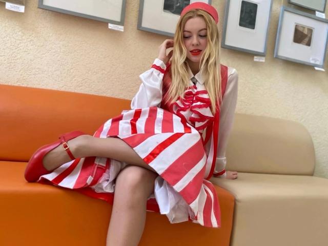 AlisonFine - Live porn &amp; sex cam - 17427402