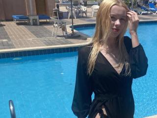 AlisonFine - Live porn &amp; sex cam - 17427410