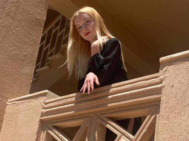 AlisonFine - Live porn &amp; sex cam - 17427426