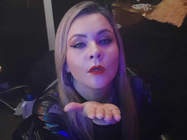 VictoriiaGray - Live porn &amp; sex cam - 17428826