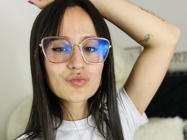 NinaBryon - Élő pornó és szexkamera - 17440450