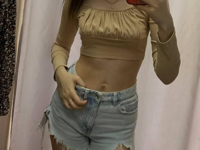 Tserera - сексуальная веб-камера в реальном времени - 17445082