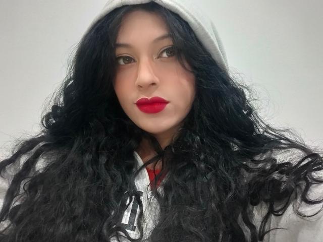 DanielaGarciia - Live sexe cam - 17445334