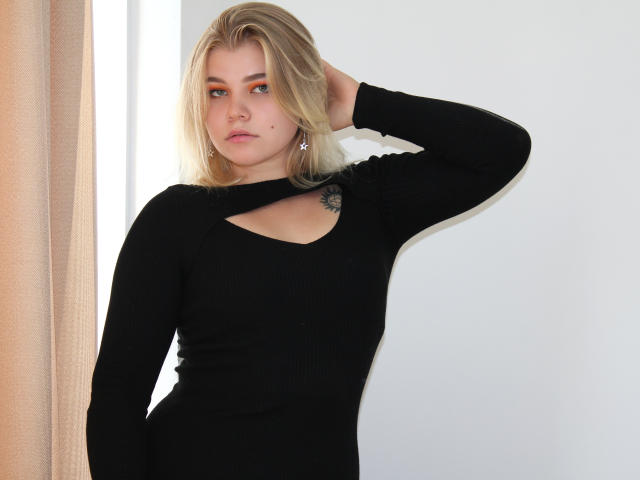 AmberGardner - Live porn &amp; sex cam - 17448230