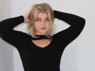 AmberGardner - Live sex cam - 17448254