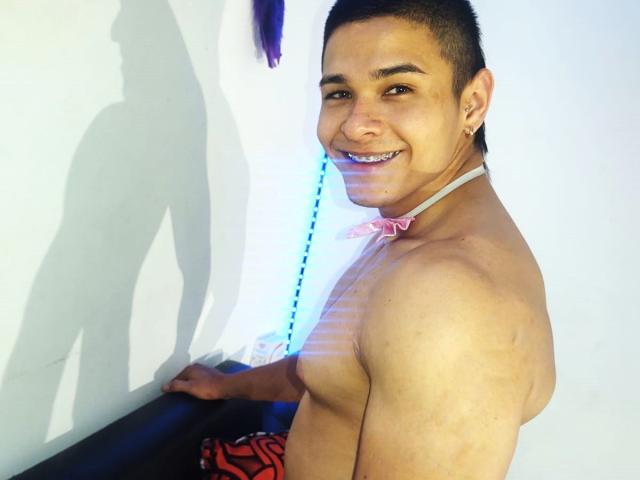 TomaDans - Sexe cam en vivo - 17453598